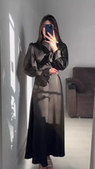 فستان طويل بأكمام أنيقة